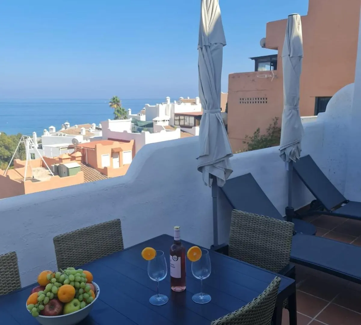 Apartment Apt De 3 Dormitorios A 3 Minutos En Coche De La Playa Casares Spain