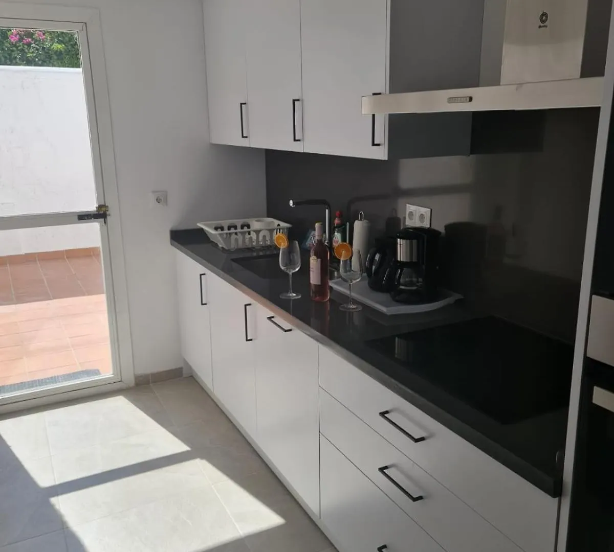 Apt De 3 Dormitorios A 3 Minutos En Coche De La Playa Casares 0*,