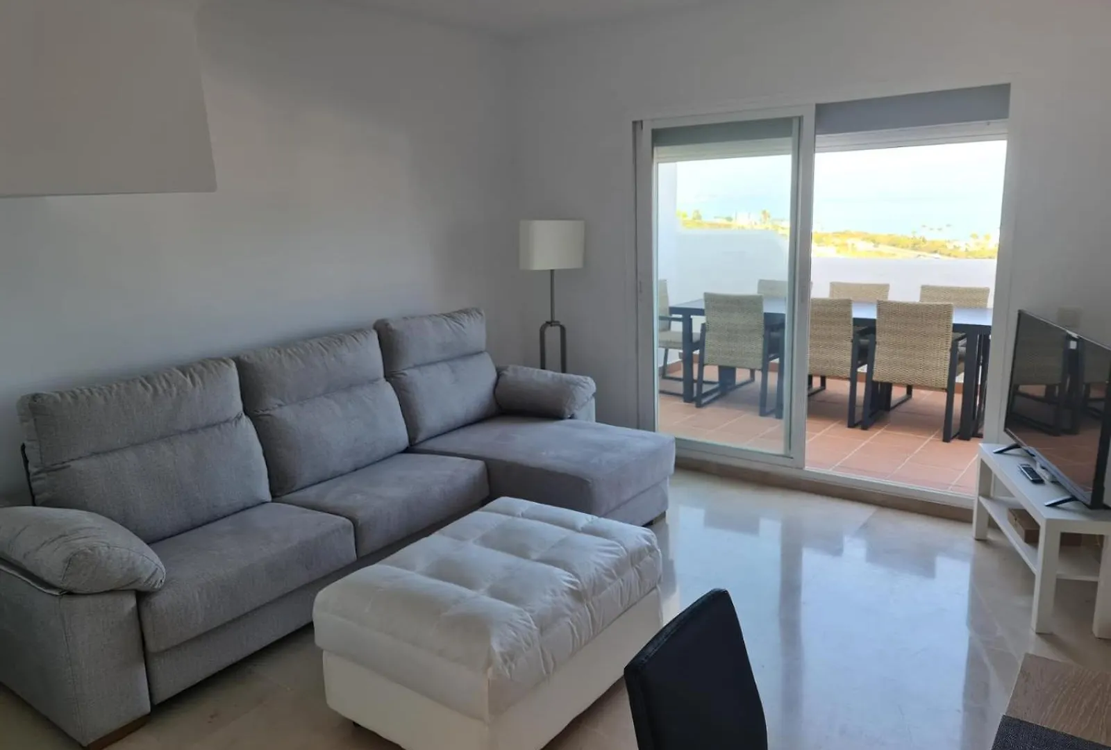 Apt De 3 Dormitorios A 3 Minutos En Coche De La Playa Casares Apartment
