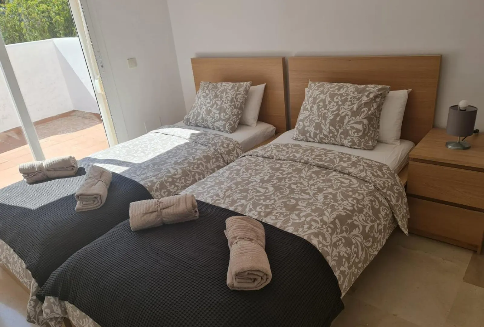Apartment Apt De 3 Dormitorios A 3 Minutos En Coche De La Playa Casares Spain