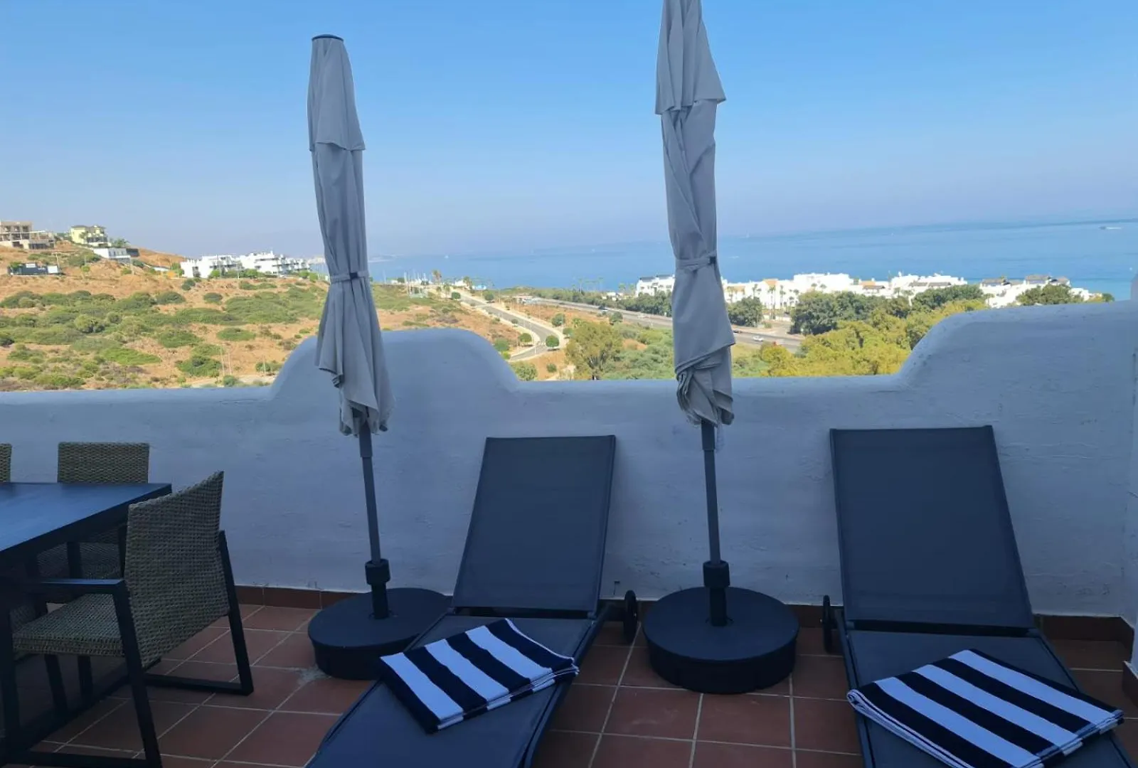 Apt De 3 Dormitorios A 3 Minutos En Coche De La Playa Casares